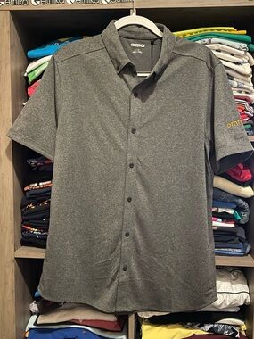 OGIO Men’s Heather Gray Short-Sleeve Button-Down Shirt